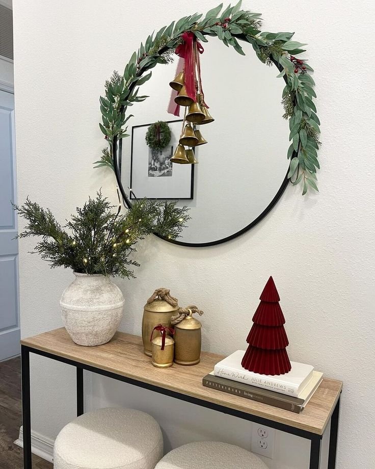 Elegant Christmas entryway table decor. 